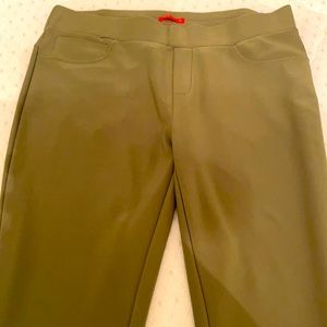 Maze Green Pants
